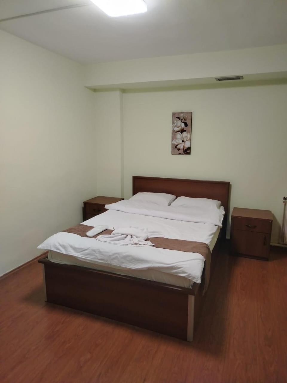 Hotel Imereti Tbilisi Bagian luar foto
